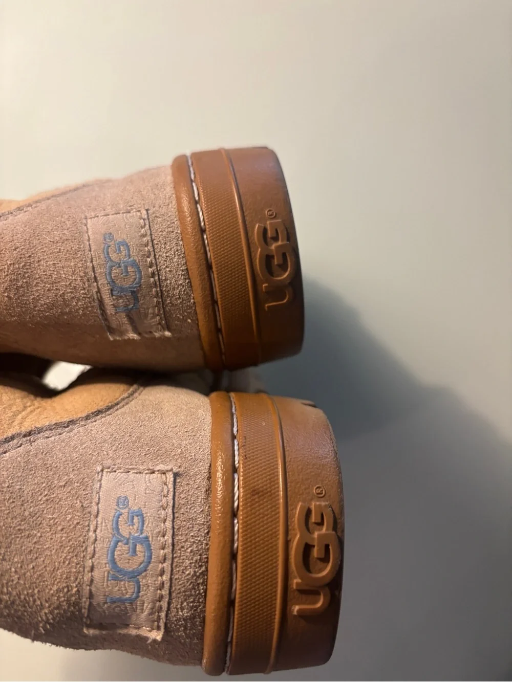 $140 UGG Australia Iltra Sort Revival Suede Shearling Boots - Tan